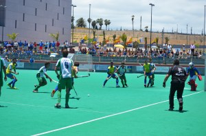 Los_delanteros_amarillos_superio  =_utf-8_Q_res_a_la_defensa_madrile=C3=B1a_pero__= con_la_polvora_mojada